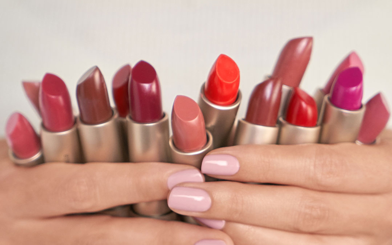 Choose Your MINERALIST Lipstick Based on Your Valentine’s Day Plans