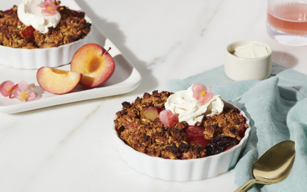 End-of-Summer Treat: The Healthy Plum Crumble You’ve Been Waiting For